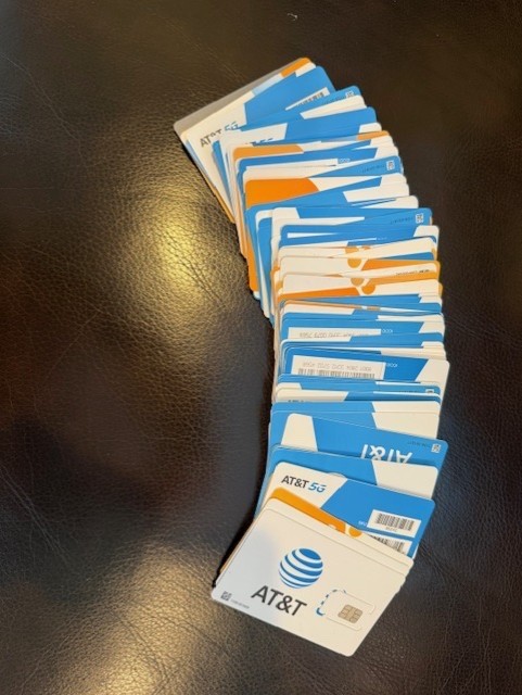 Lot of 30 New ATT sim card usa (Nano Sim)